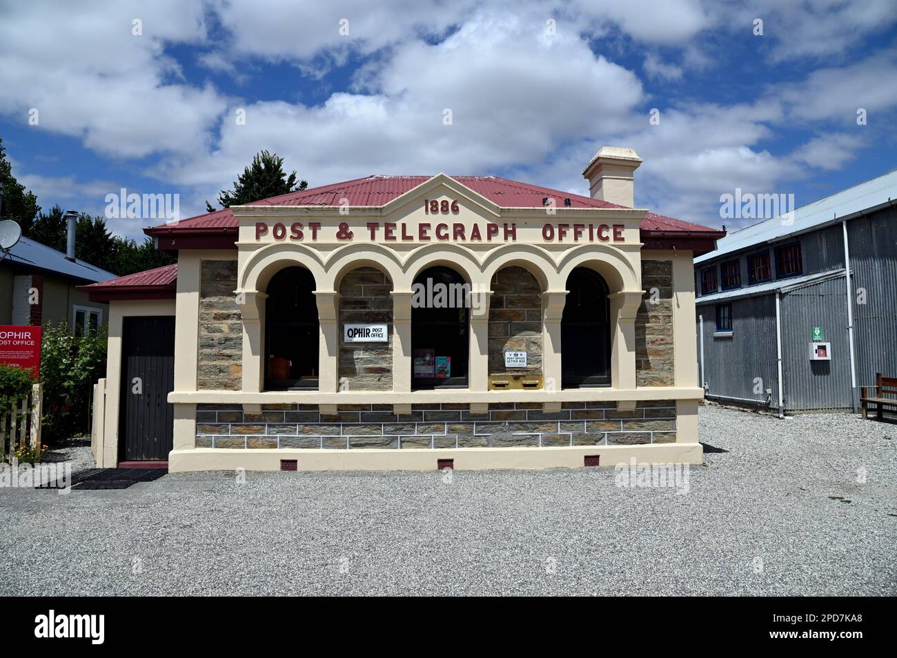 The Post Office in the Central Otago village of Ophir. It dates from 1886. In 1976 it was taken over by the New Zealand `historic Places Trust. Stock Photo